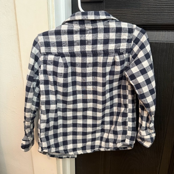 Boys The Children’s Place‎ Plaid Flannel Button-Up Shirt – Size 3T - Picture 3 of 3
